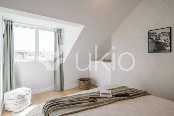 2 room luxury Apartment for rent in Lisbon - Photo 1