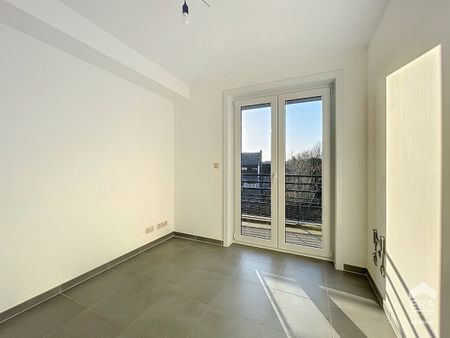 Bel appartement deux chambres, terrasse et parking - Foto 3