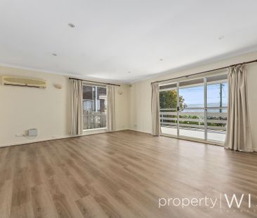 25 Whitford Grove - Photo 2