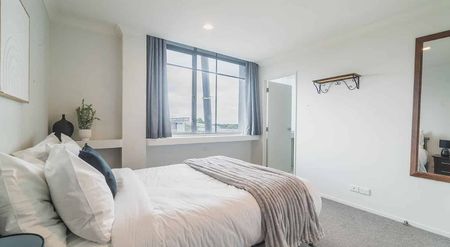 Fully Furnished 2BR Apt in Hamilton Central - Photo 3