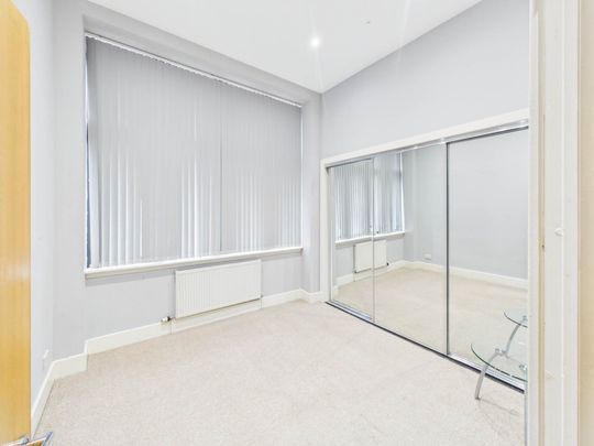 Price £1,150 pcm - Available Now - Unfurnished - Photo 1