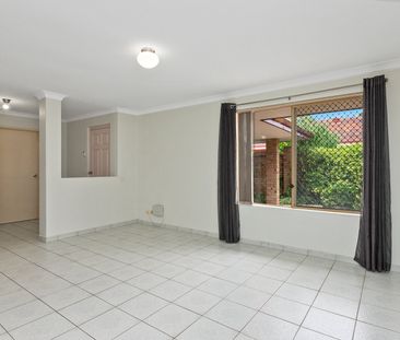3X1 VILLA IN ULTRA-CONVENIENT LOCATION - Photo 4