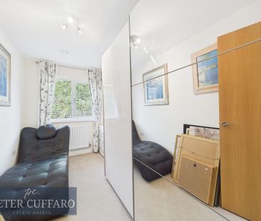 3 bedroom end of terrace house to rent - Photo 5