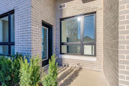 For Lease - 3250 Carding Mill Trail Unit# 106, Oakville, Ontario - Photo 2