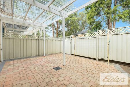 3-Bedroom Townhouse With Spacious Double Lock Up Garage! - Photo 3