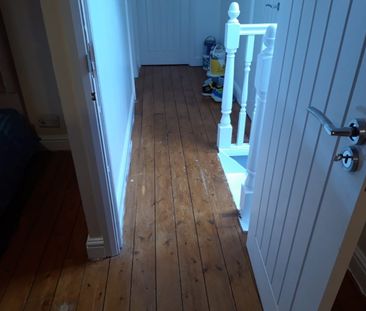 Room in a Shared House, The Riding, LE4 - Photo 4