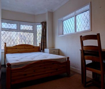 1 bedroom parking to rent - Photo 2