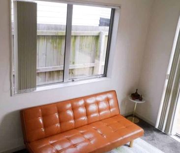 Ready to move in - fully furnished 1 bed unit - Photo 1