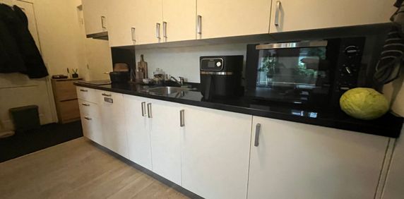 Appartement te huur: Schiedamsesingel 143-B 3012 BA Rotterdam - Photo 2