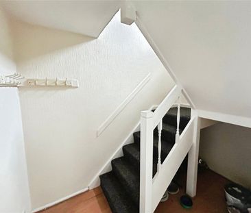 James Galloway Close, Ernesford Grange, Coventry, CV3 - Photo 1