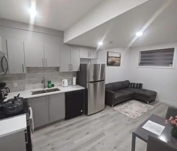 Newly furnished 2 bedroom basement suite for short term rentals | E... - Photo 1