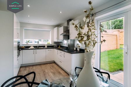 3 bedroom semi-detached house to rent - Photo 4