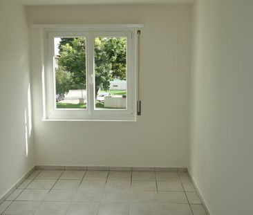 Zentral gelegene Wohnung mit grossem Balkon - Foto 4