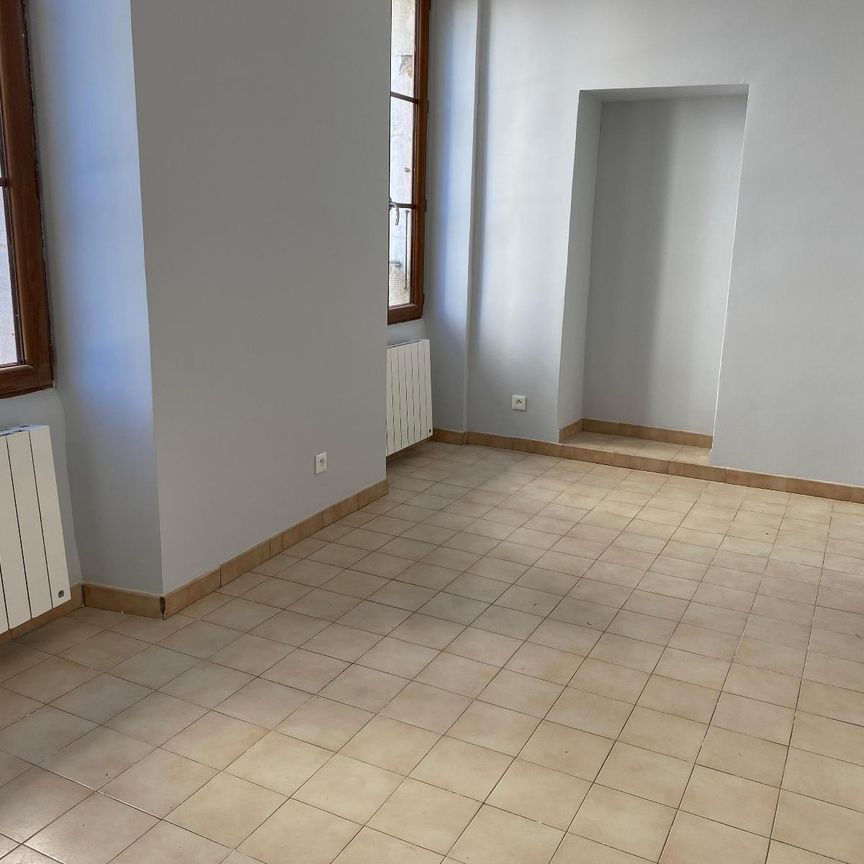 Location Appartement 2 pièces 26m² AUBENAS 07200 - Photo 1