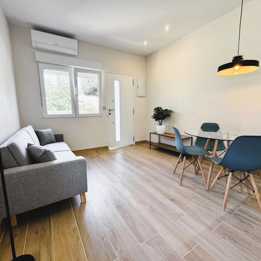 APARTMENT WITH LARGE TERRACE, MODERN, AIR CONDITIONING, COMMUNITY POOL, PARKING - Photo 1