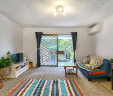 “Spacious Apartment in Leafy Highgate Hill!” - Photo 1