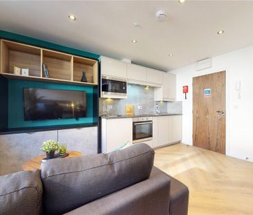 Studio to rent - Photo 1