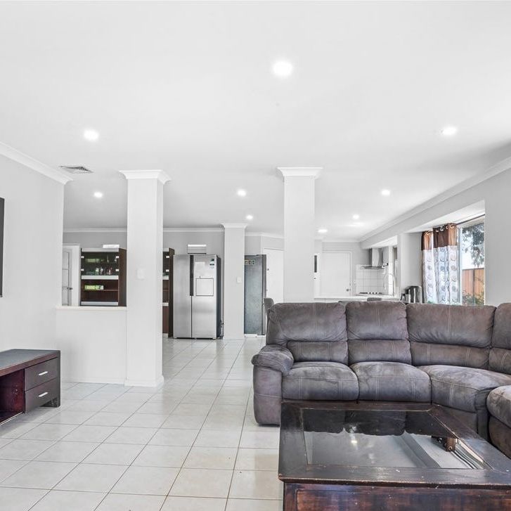 8 Greenwich Gardens, Bertram WA 6167 - House For Rent | Domain - Photo 1