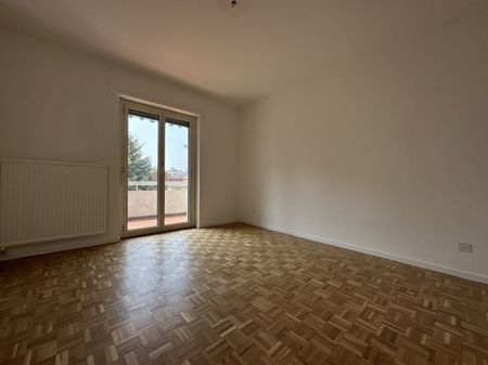 2 Bedroom Apartment in Pregassona - Photo 5