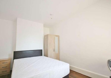 Bedroom House- Manchester Road, Reading, RG1 - Photo 4