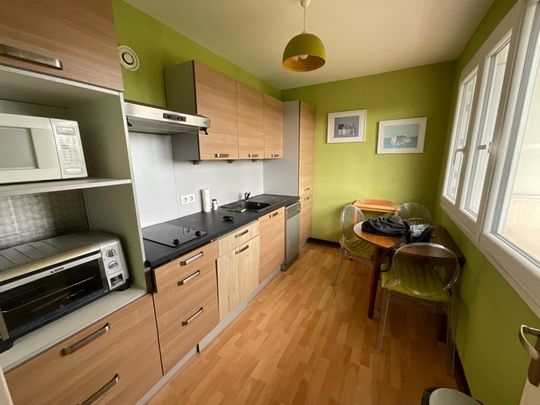 A LOUER - Quartier Colbert - T1 avec balcon, parking et cave - Photo 1
