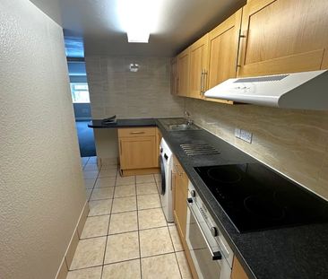 1 Bed Flat, Claremont Road, BS7 - Photo 1