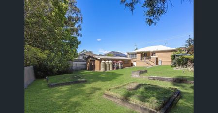 Beautiful family home - Photo 5