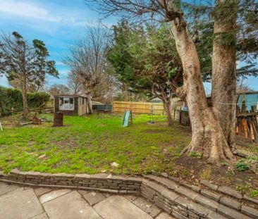 4 Bed Semi-Detached House, Lincoln Road, E13 - Photo 5