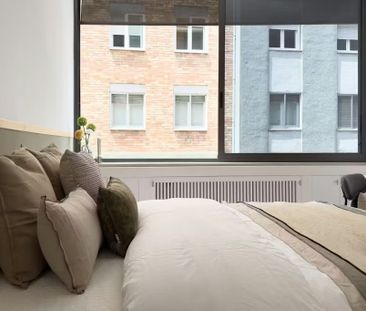 Carrer d'Aribau, Barcelona, Catalonia 08021 - Photo 4