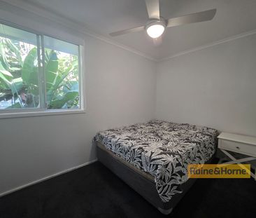 NEWLY RENOVATED FAMILY HOME - Photo 3