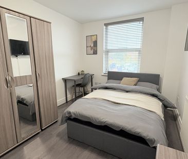 Bow Lane, Preston - Photo 1