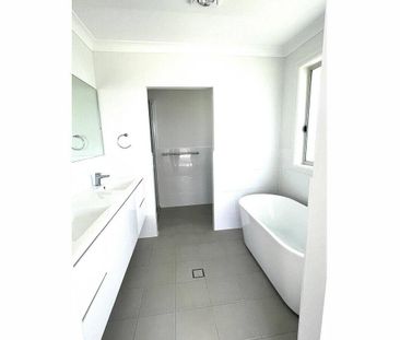 Home With Large Yard - Photo 5