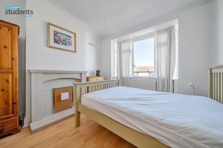 4 bedroom terraced house to rent - Photo 4