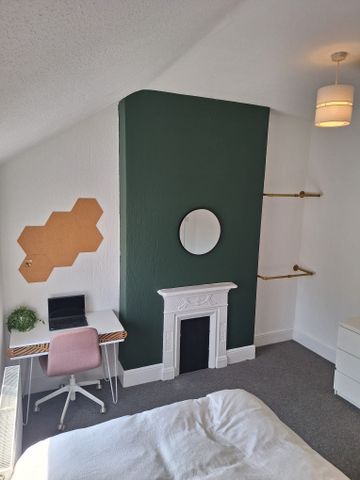 6 bedroom house - Photo 4