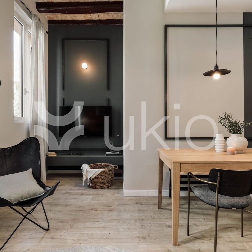 Apartamento de alquiler en Carrer de Sepúlveda, Sant Antoni - Photo 1