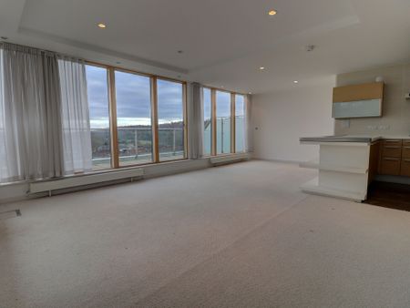 2 bedroom flat to rent, - Photo 4