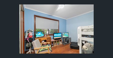 POTENTIAL FOR 6 BEDROOMS! - Photo 3