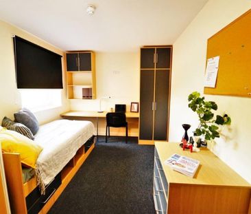 6 bedroom apartment to rent - Photo 3