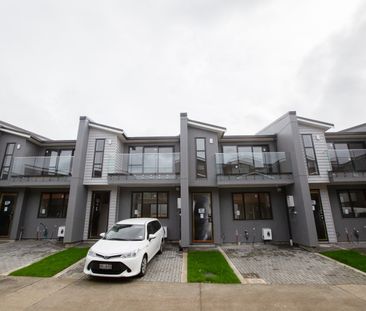 Brand New Townhouse - Photo 4