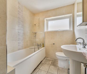 Salford Close, Reading, RG2 8SA - Photo 5