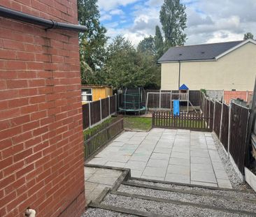 3 bedroom terraced house to rent - Photo 3