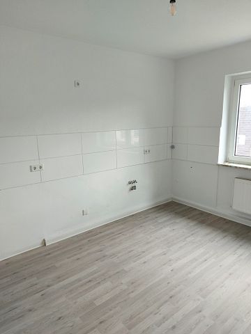 Für junge Paare… 2 moderne Zimmer in der 2 Etage erwarten Sie … - Photo 3