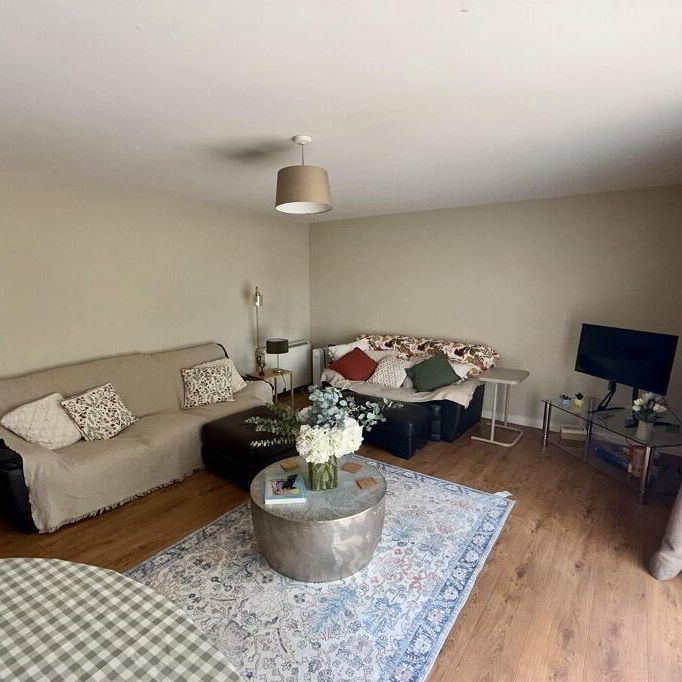 3 Kings Court, Belfast, BT10 0AF - Photo 1