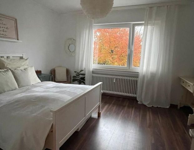 Geräumige, helle 3,5 Zimmer Wohnung - Foto 1
