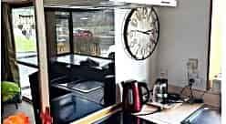 2 Bedroom on Queen St - Photo 2