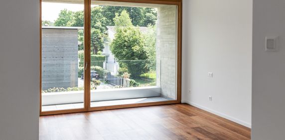 PROPRIETÀ IN AFFITTO ESCLUSIVA CON GIARDINO E PISCINA | EXKLUSIVES MIE - Foto 2