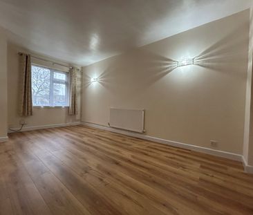 2 bedroom house to rent - Photo 3