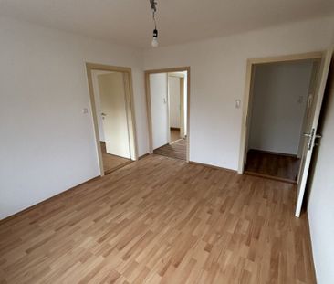 Erste eigene Wohnung gesucht? Preiswerte Starterwohnung - von Grünf... - Foto 1