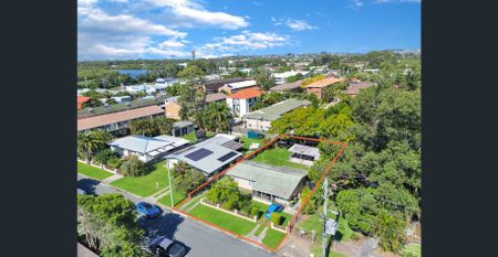 Pet Friendly Single Level Family Home - Photo 4