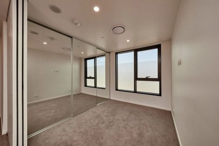 Stylish Apartment at The Drapery, Woolloongabba - Photo 3